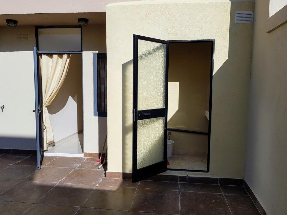 Charming Apartment-wifi-sleeps 5 Апартаменты Марсаскала